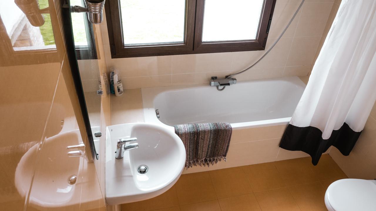 Ak-55 Rural House Pensionat Villaviciosa  Exteriör bild